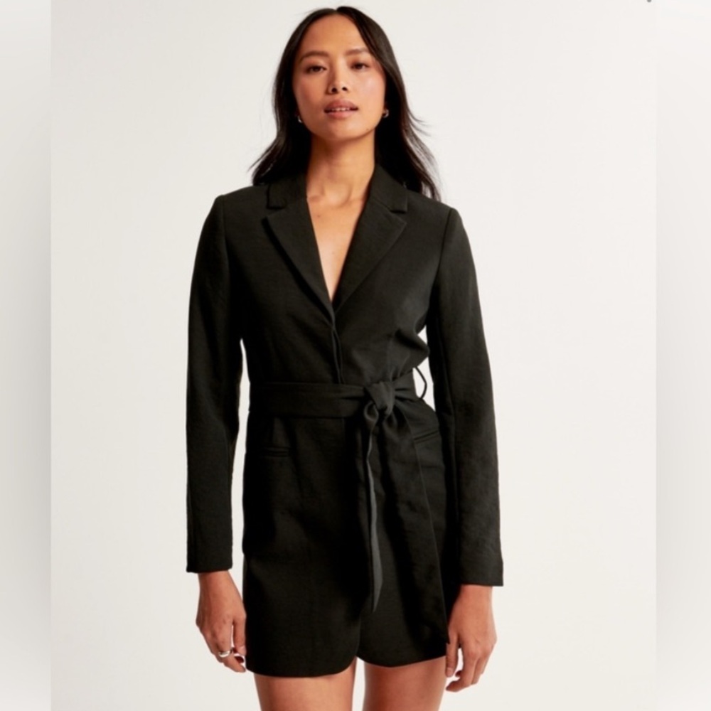 Crepe Blazer Dress A&F